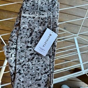 Athleta Women's Speckled Black and Gray Elation Textured 7/8 Leggings size small